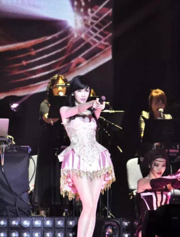 曾被林志颖追求的"玉女",老公曝"索求无度",今成为售楼小姐_叶蕴仪