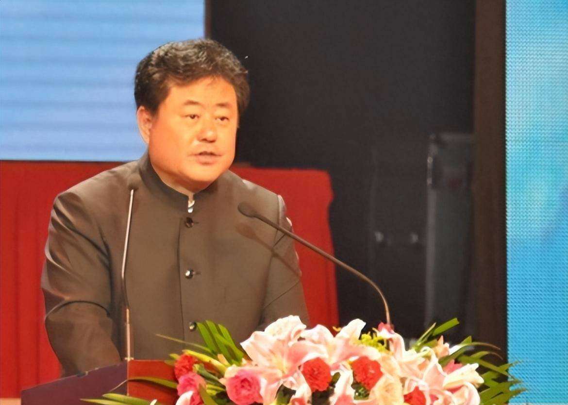 著名作曲家徐沛东:娶初恋女友为妻,撮合岳父与小姨再婚_崔静_结婚证