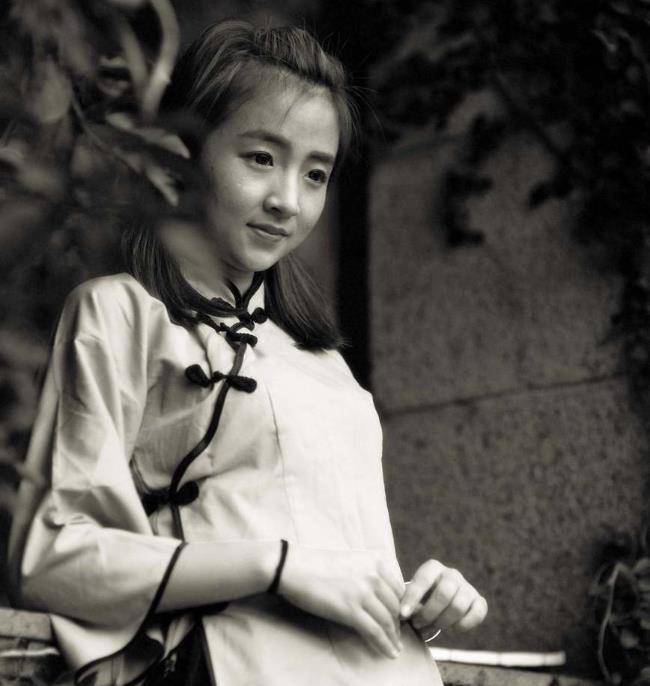 一生结婚9次,拿假身份去骗女学生,寻欢作乐到49岁后去世_黄侃_黄绍兰