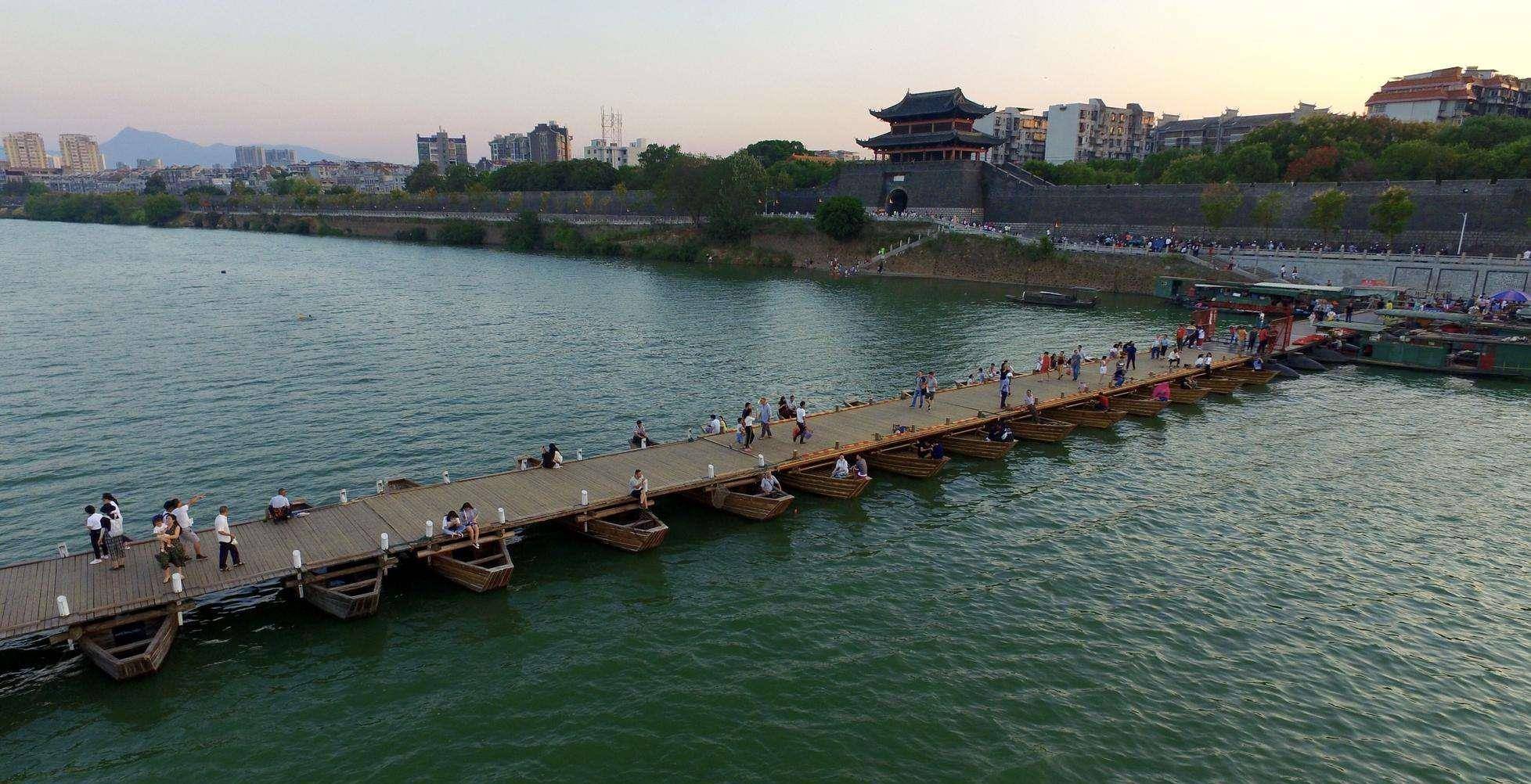 江西不为人知的古桥:在水上漂了800多年,已成赣州骄傲_浮桥_历史_古代
