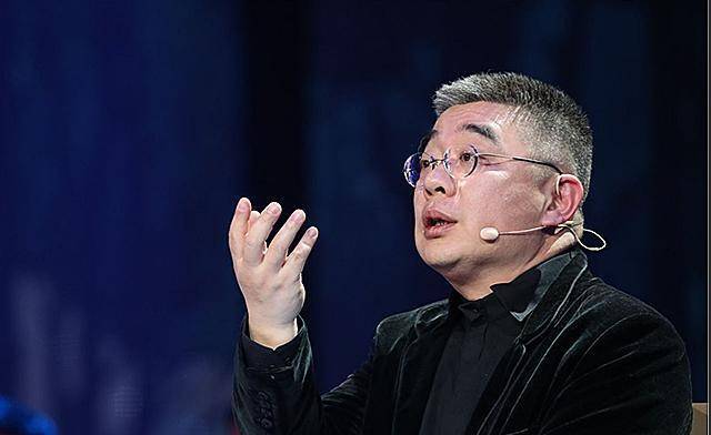 复旦教授钱文忠:不要对孩子让步,该揍的还要揍!_教育_家长_父母