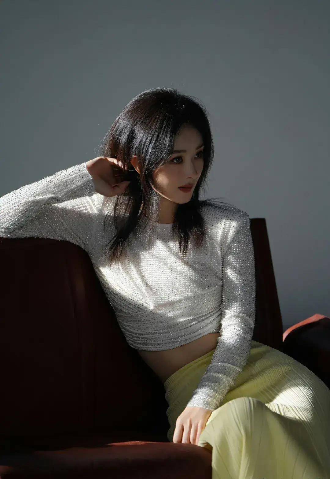 杨紫李现王一博杨洋 谭松韵许凯 罗云熙 郑业成_情人节_星光_自拍