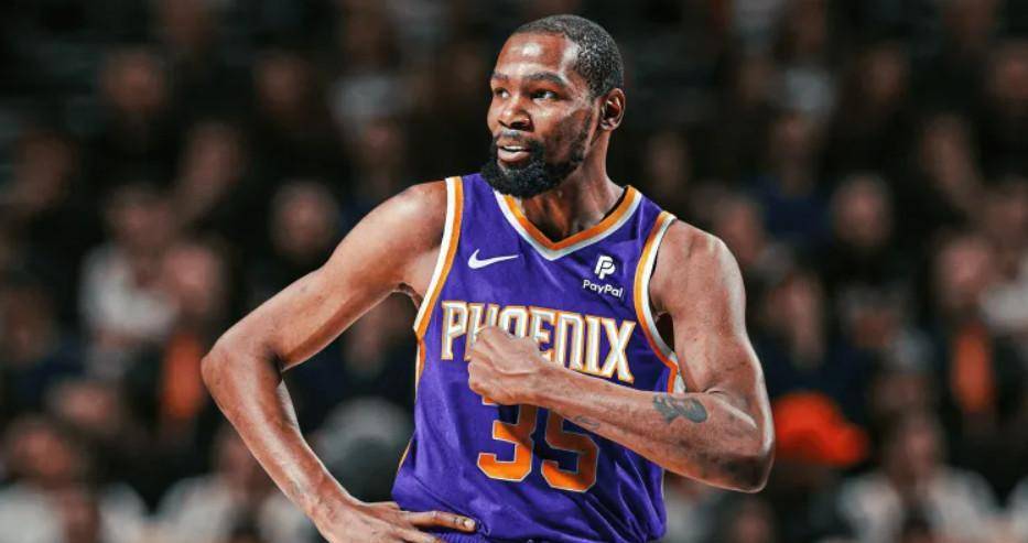 篮球巨星杜兰特:在辉煌与淡泊之间寻找真正的胜利_态度_争议_比赛