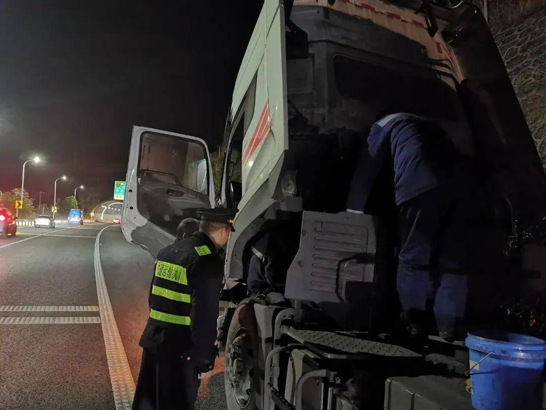 一週危化品物流安全事故原因解析_車輛_運輸車_事件