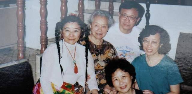 女富豪龚如心,丈夫7年被绑2次,膝下无子死后百亿遗产全捐_王德_女性