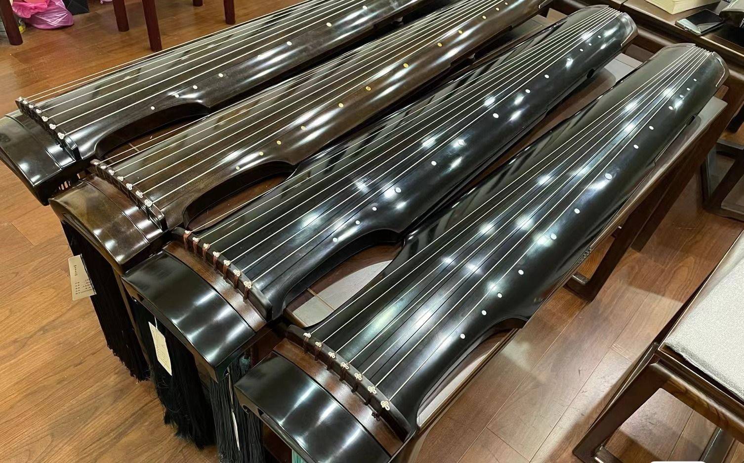 【古琴名琴赏析】马维衡古琴汉风,倪诗韵古琴雷期和雷伴_倪琴_张雷伴