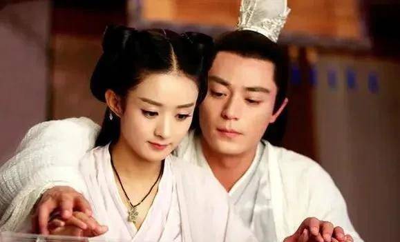 《花千骨》导演泪洒舞台:四年拼搏化为乌有,赵丽颖挺身而出_观众_支持