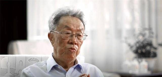 86岁的王蒙:在发妻追悼会上,像个孩子一样失声痛哭_崔瑞芳_因为_新疆