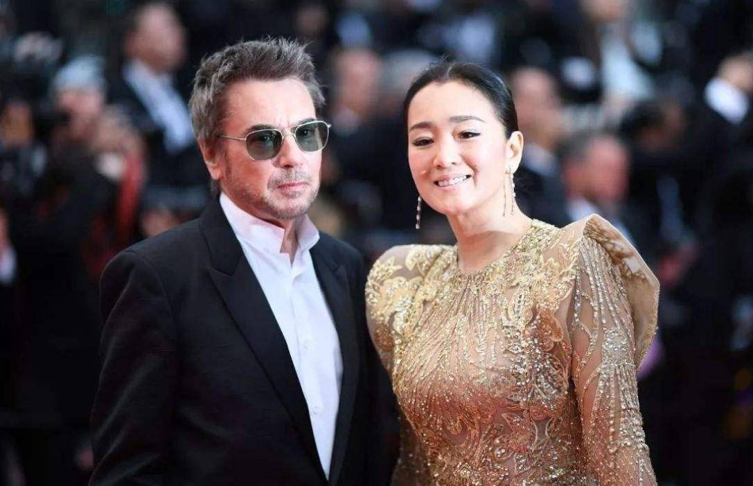 穿碎花裙胖出"幸福肥",72岁老公帅如陈道明_米歇尔_感情_经历