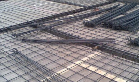 钢筋_配置_基础