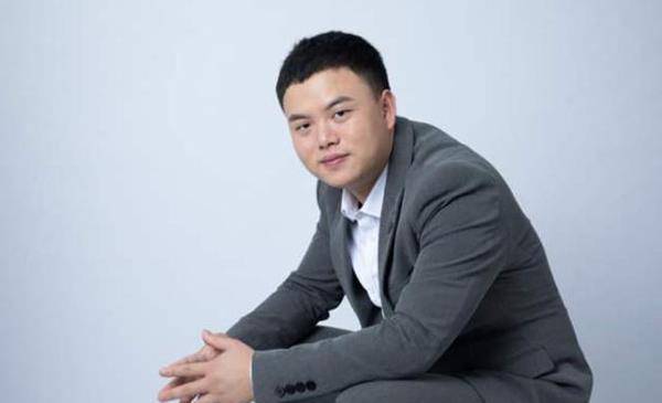 广东汕头低调女富豪:身价455亿,最后却嫁给农村穷小子_纪凯婷_姚尚坤