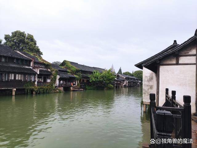 5日游攻略1,可以住东栅附近酒店,但要提前预定,不推荐住景区里的民宿