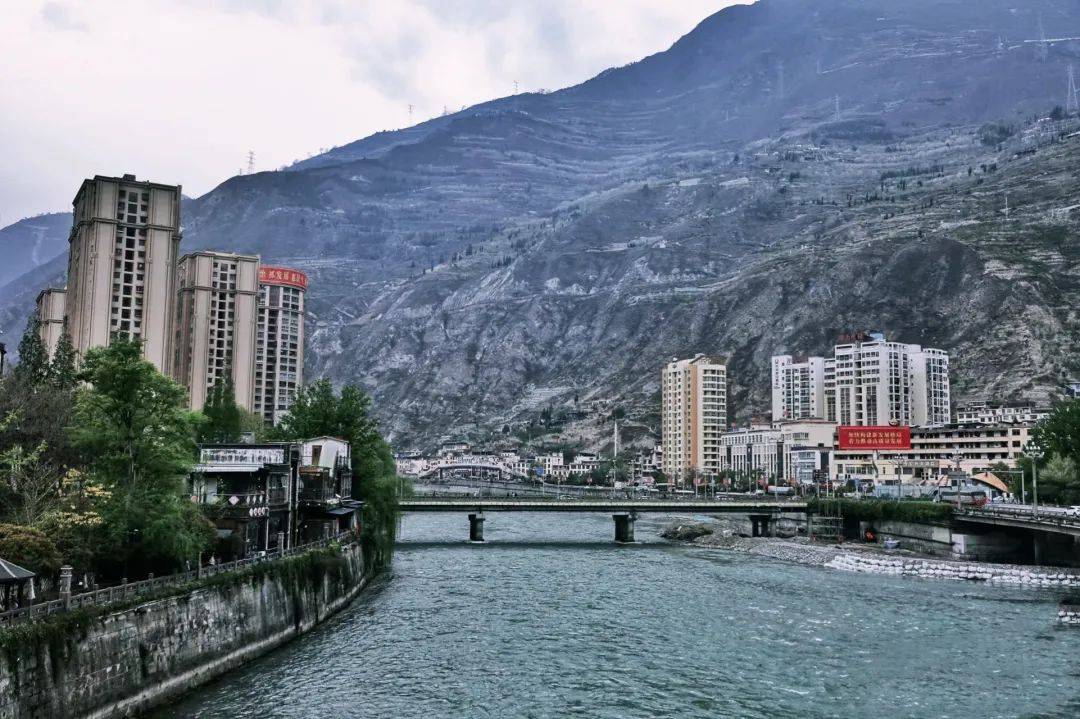 时光温柔·人间烟火 | 2024年我想去汶川看一看_熊猫_三江_花果山