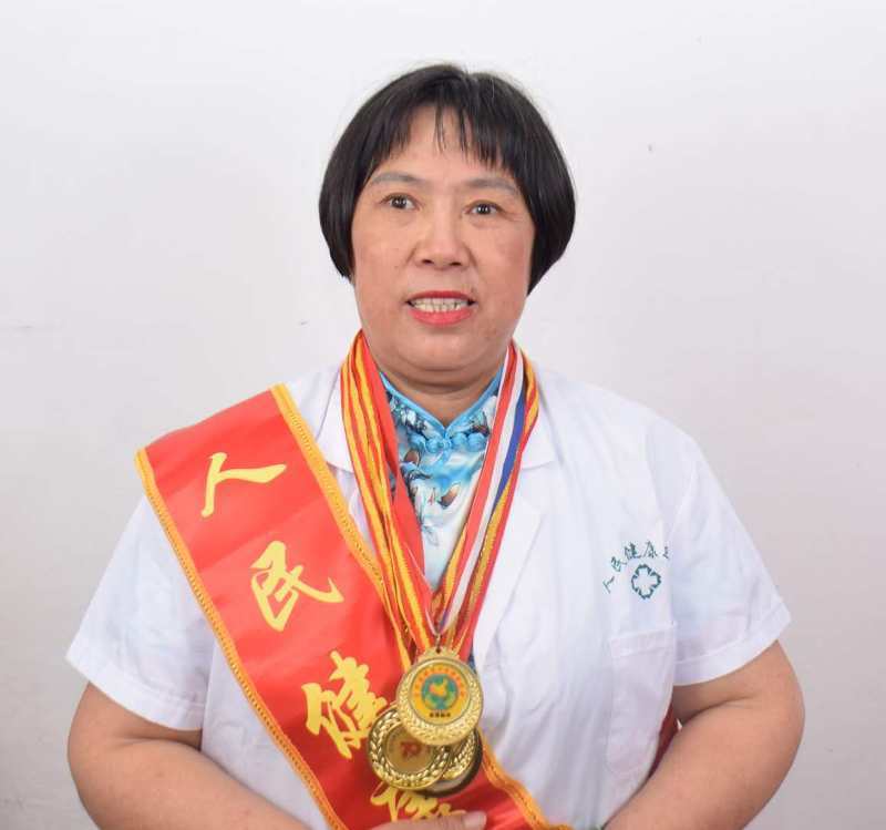 国际健康宣传大使中华名医谢荣群为中医代言_病人_贺州市_广西