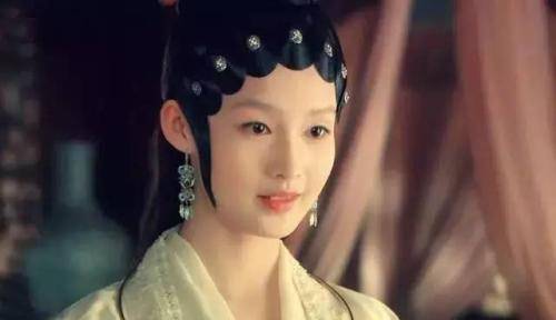 李沁:国家秘密培养9年的人才,却转身进入娱乐圈,理由让人感慨