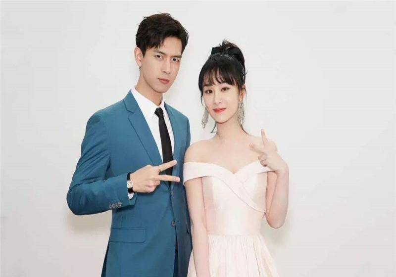 李现连续3年为杨紫送生日祝福!