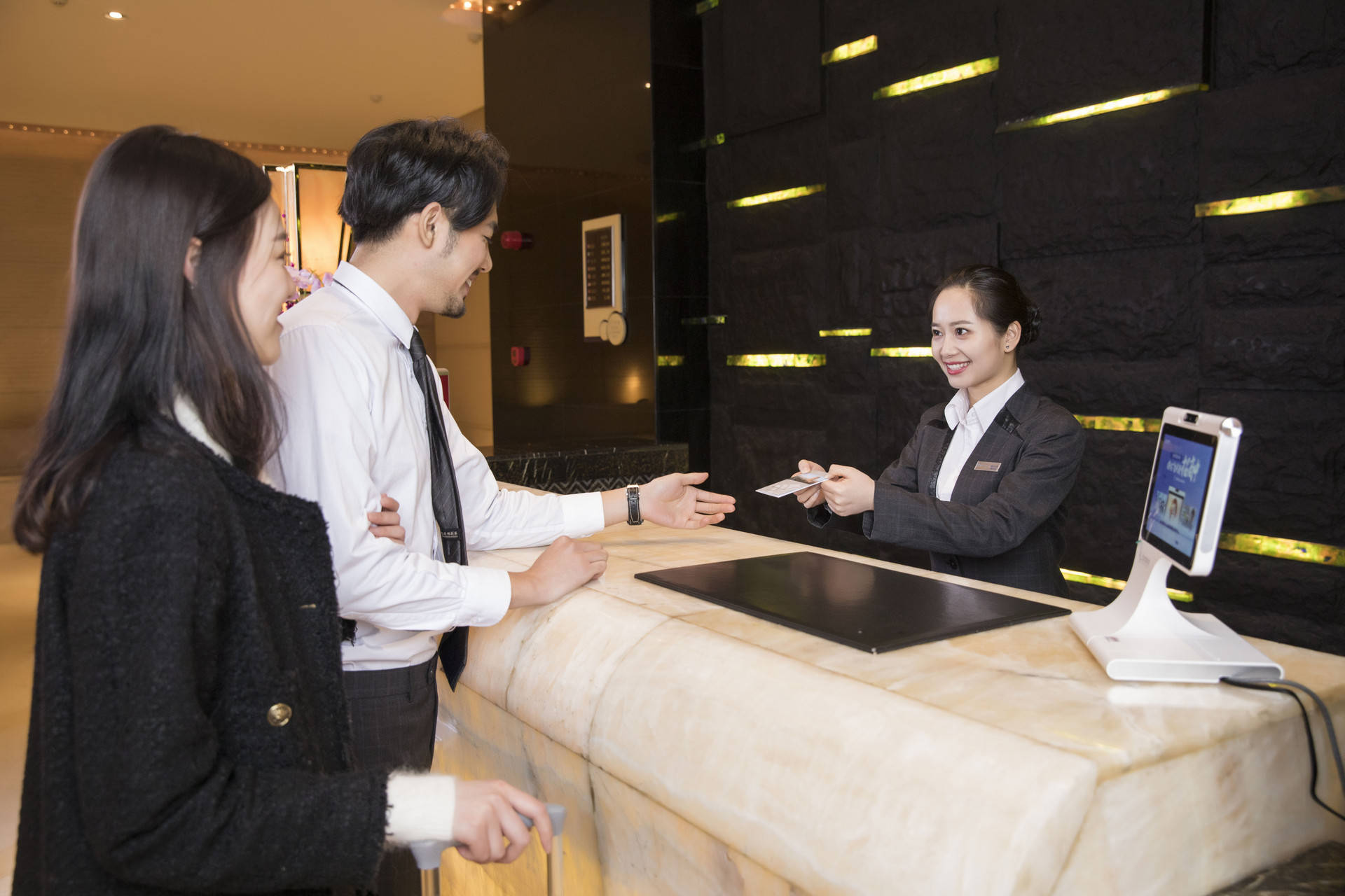 客户至上:酒店业提升客户满意度的关键策略与实践_服务_空气_消毒
