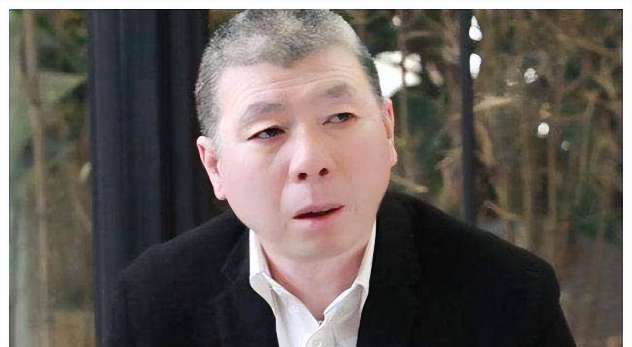 冯小刚明明身价过亿,为什么竭力劝说徐帆放弃治疗自己的顽疾?