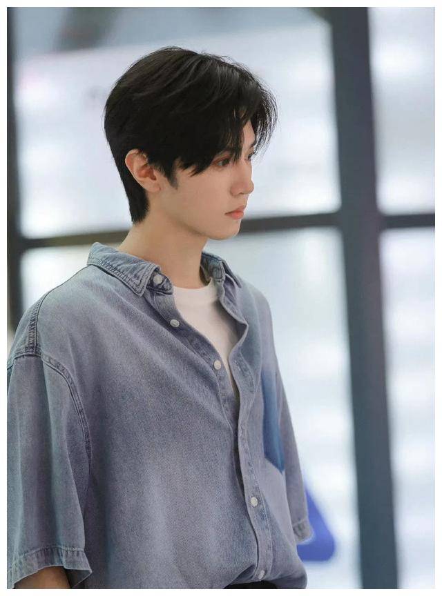 探秘不一样的陈哲远,颠覆你对他的认知!_剧中_健身_角色