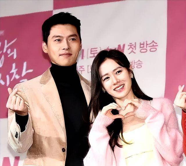 玄彬孙艺珍日本约会被拍,41岁玄彬不修边幅,两人眼神拉丝好甜啊_照片