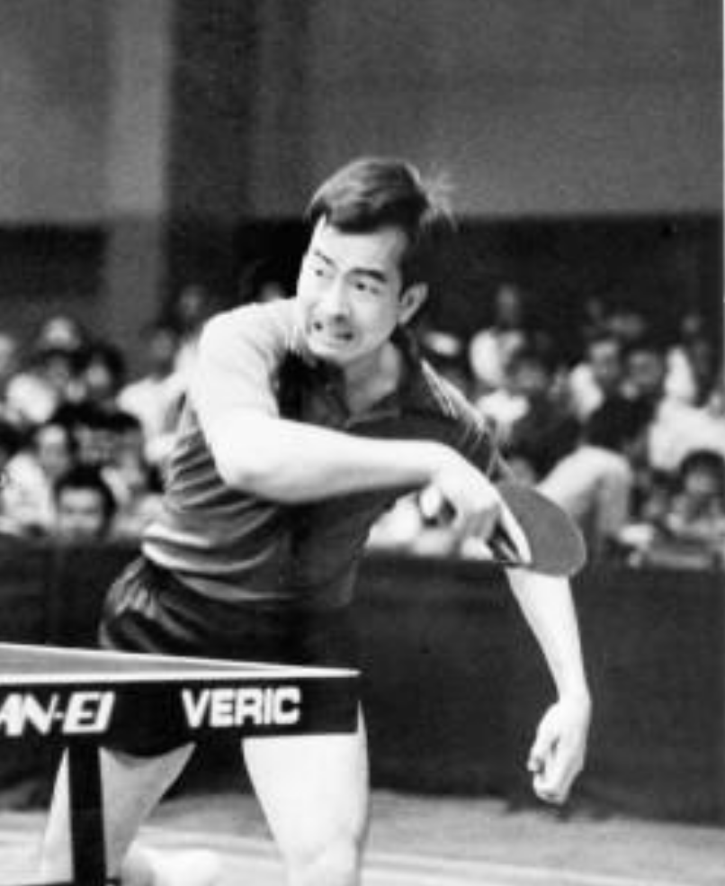 "乒坛名将"梁戈亮:让癌症母亲活到81岁,车祸后与妻子回国定居_乒乓球