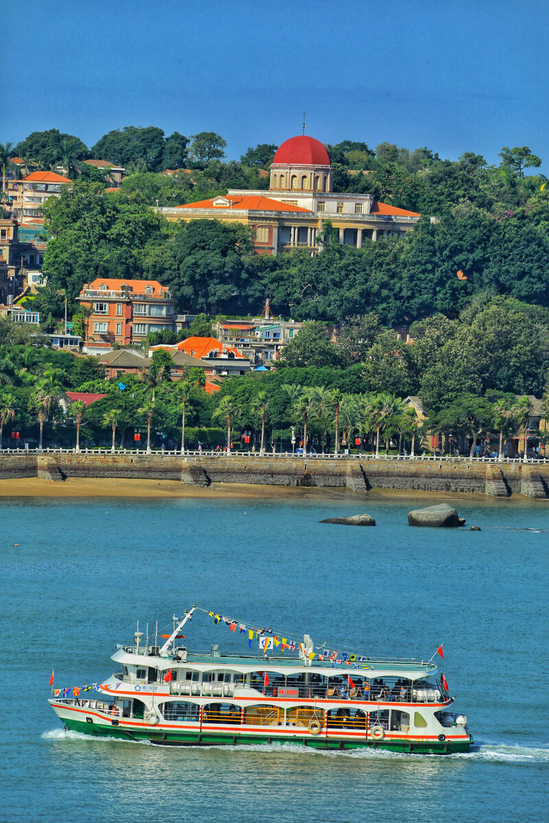 三丘田码头/内厝澳码头门票:船票35元/人有日光岩, 菽庄花园, 皓月园