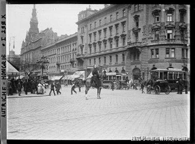 老照片 1913年匈牙利首都布达佩斯 古老的建筑