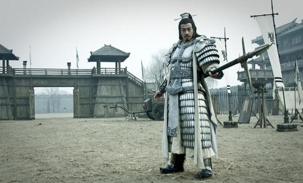 项羽先是火烧咸阳,后自己大肆分封诸侯,为自己埋下了失败的种子_刘邦