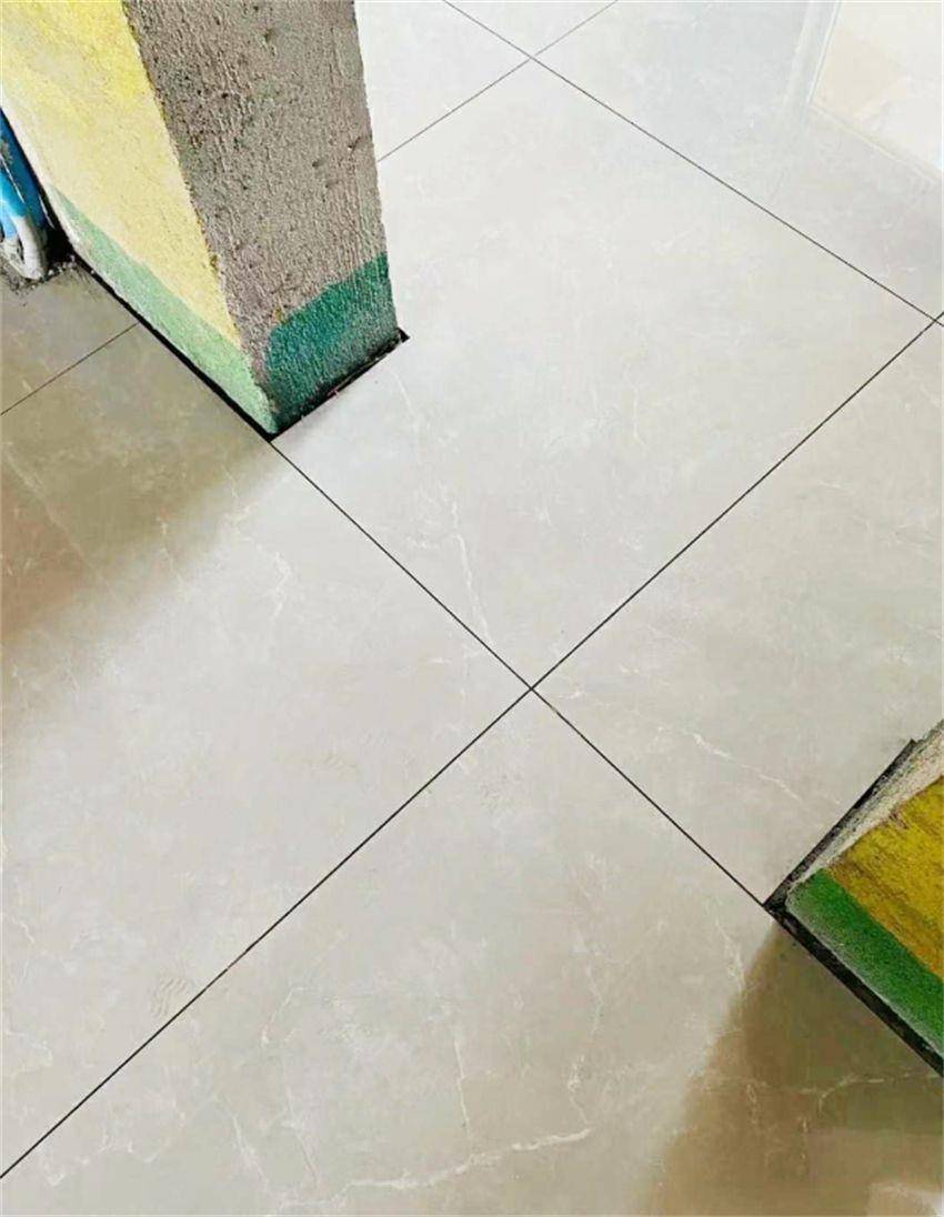 装修时坚持不要门槛石,全屋瓷砖通铺,不仅省钱还显大,超满意!