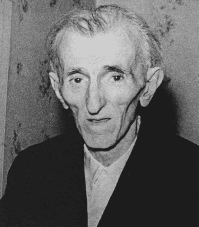 绝大部人没听过他的名字,但是享受了他免费发明,晚