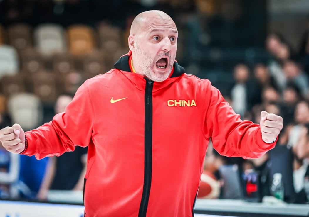 末节乔帅开始锤炼年轻人蒙古命中两个三分缩小到22分暂停,程帅澎投了