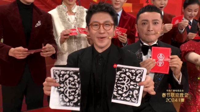 刘谦一个晚上毁了全国多少副牌?