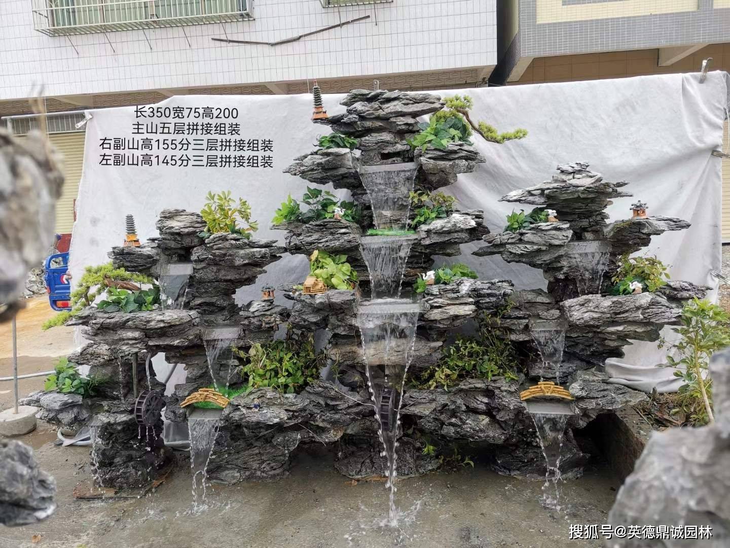 叠石是一种层叠堆砌而成的假山石材,园林造景设计的新贵_英石_景观