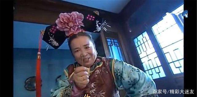 心狠手辣的容嬷嬷年轻时是校花?看了照片后,网友直接闭嘴了!_李明启_