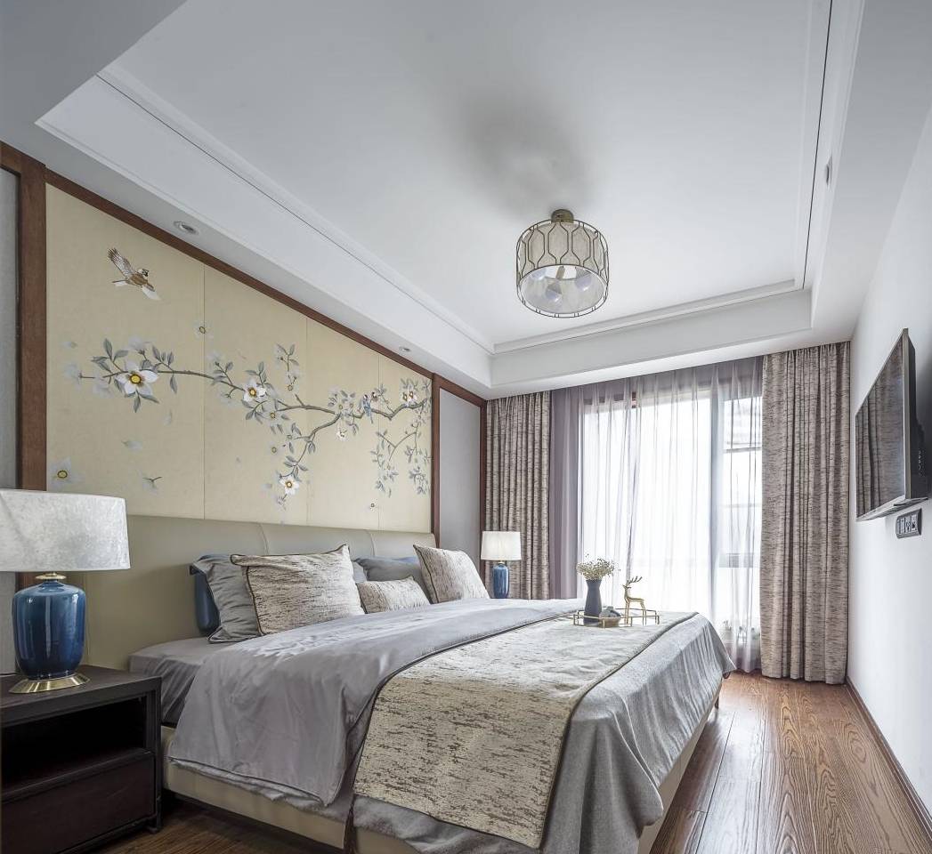 刚完工的新房,客餐厅做"瓷砖"背景墙,邻居:太大气了!