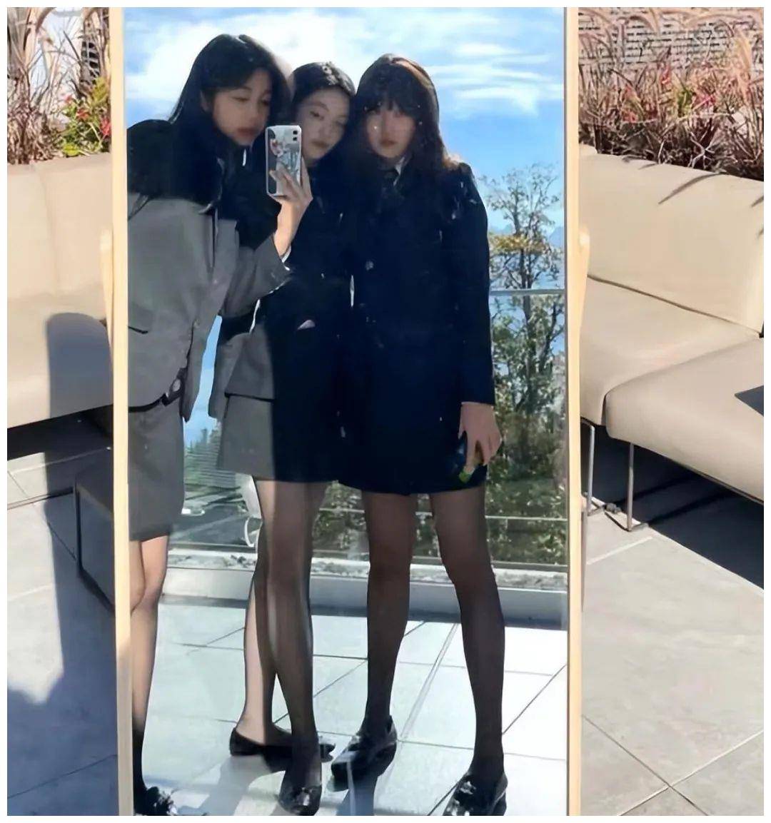 17岁李嫣身材惊艳,神似王菲!