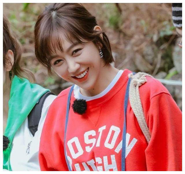 内娱明星姜妍:美食达人,妈宝男之恋,干妈宋丹丹宠若亲女.