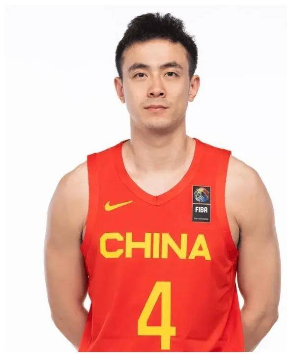 乔尔杰维奇宣布重要决定,赵继伟当选中国男篮队长,恭喜他!