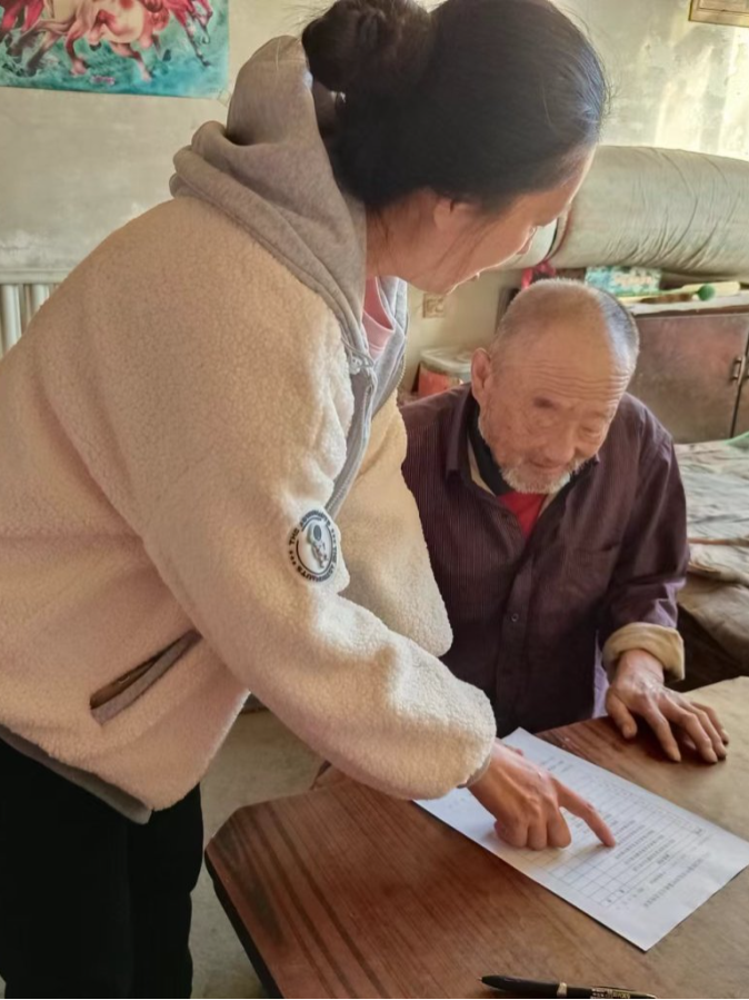 瑞雪降临寒意浓,顺义区北石槽镇扫雪铲冰暖人心_工作_保障_商户