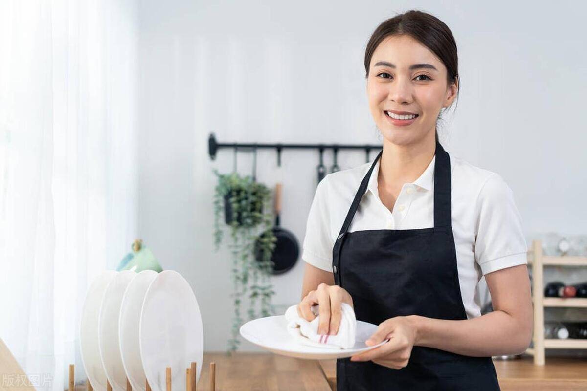 家政阿姨上户,如何快速获得客户好感?