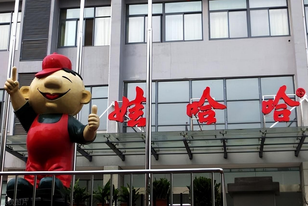 也是因为他的热情和实诚,越来越多的客户选择和他合作,业务范围也随之