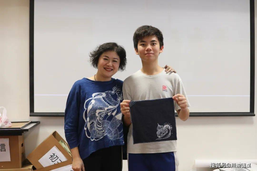 南山蜡染社团,邀你当一回非遗er~_文化_绵阳市_作品