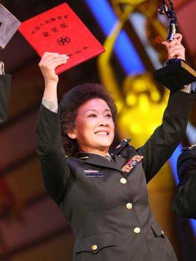 优秀演员宋春丽,为拍戏终生未生育,年逾花甲才当上了母亲_孩子_丈夫