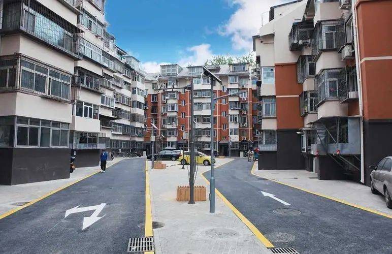 老小区被疯抢?城中村也来凑热闹?