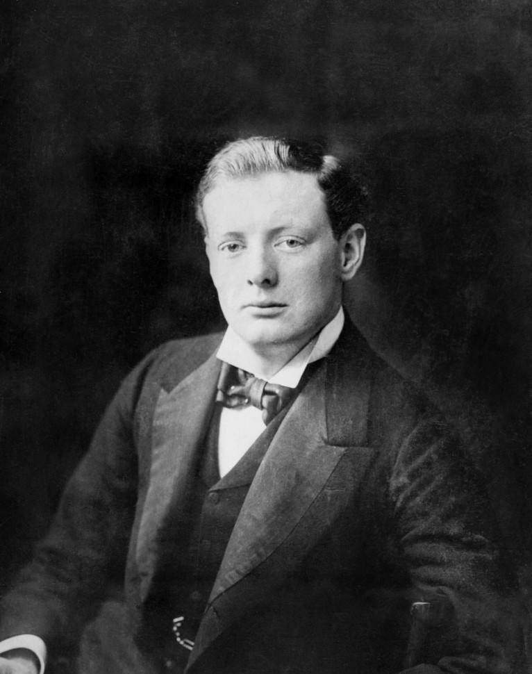 英国首相丘吉尔情史:少年爱不得,中年成渣男,晚年守