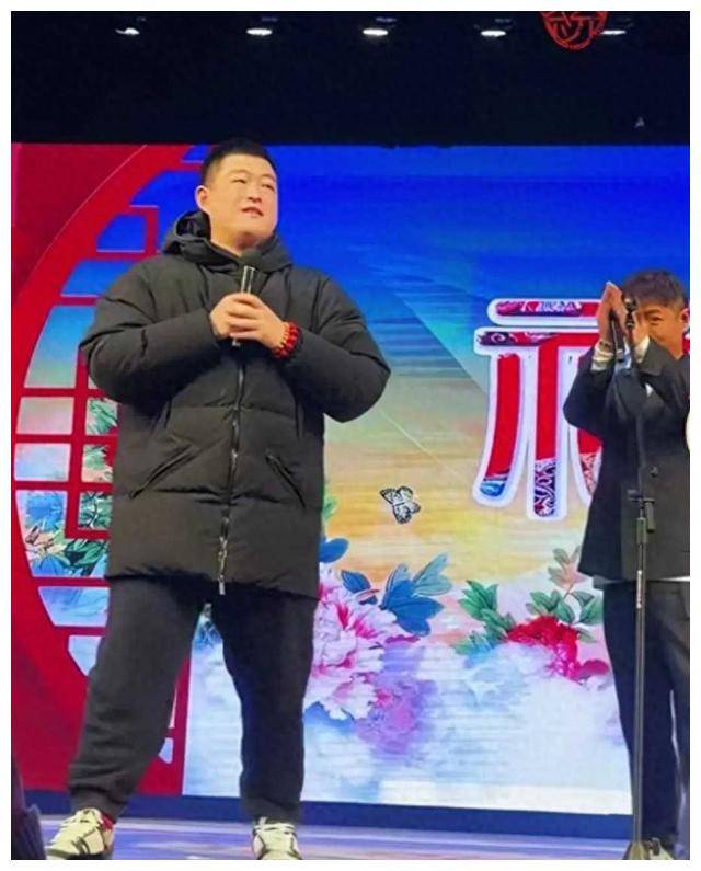 与赵四合作节目现出矛盾?_赵本山_家庭_一家