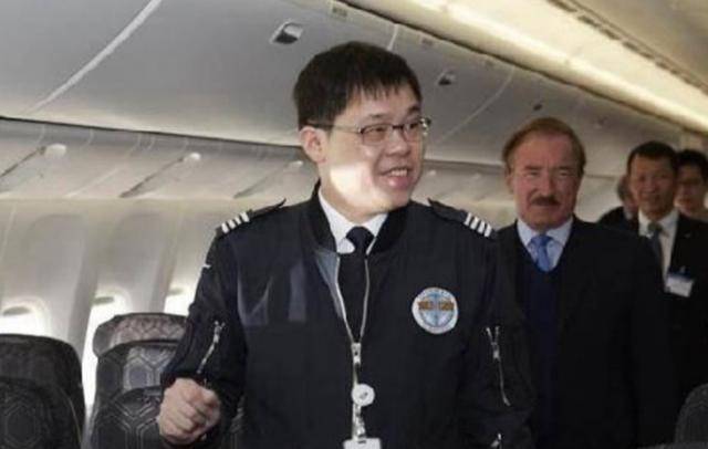 2016年海上皇帝张荣发去世,500亿家产引发内战,最终便宜了外人_张国炜