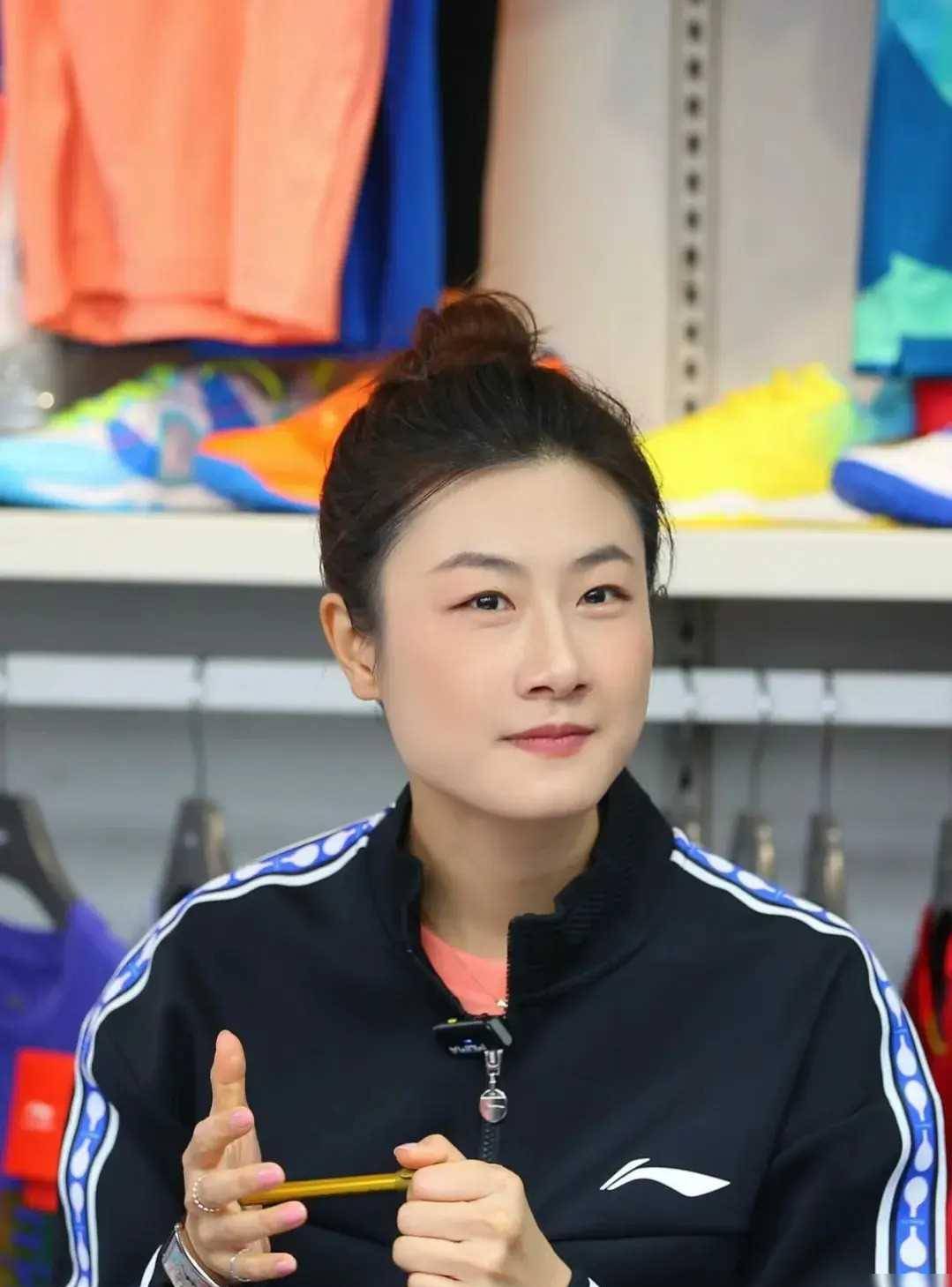 乒乓球_友谊_丁宁