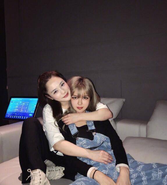 又与阿娇聚会,周扬青的朋友圈既广泛又神奇_罗志祥_照片_美女