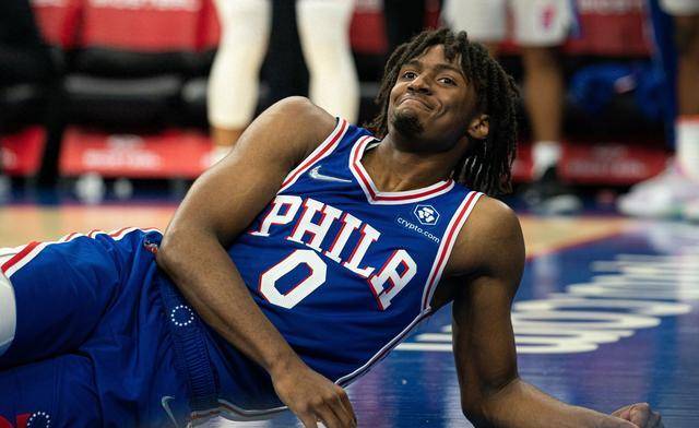 21号秀的逆袭之路,首次入选nba全明星的马克西,76人的新星球员_助攻